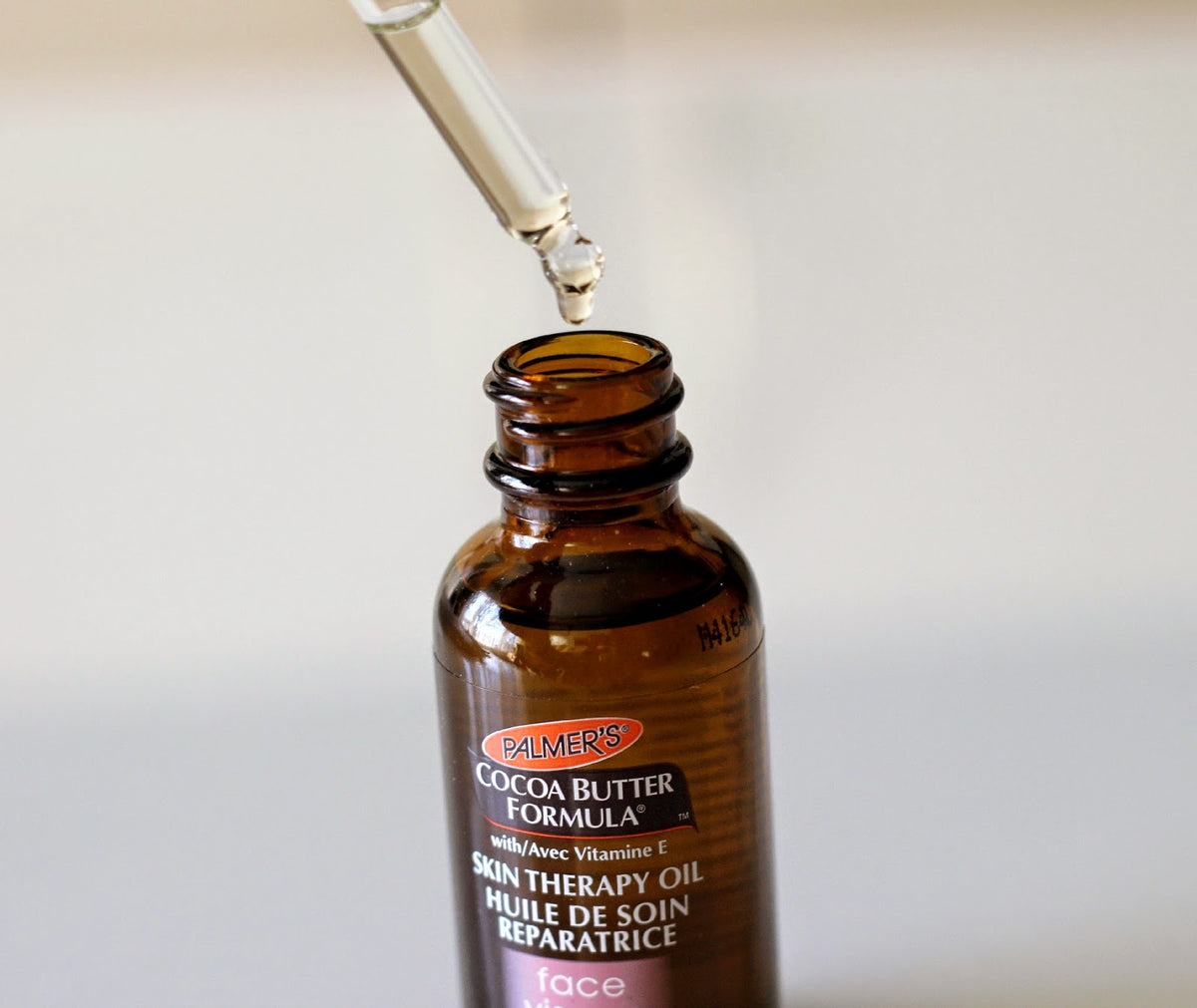 زيت الوجه متعدد التأثيرات بتركيبة زبدة الكاكاو من بالمرز - 30 مل