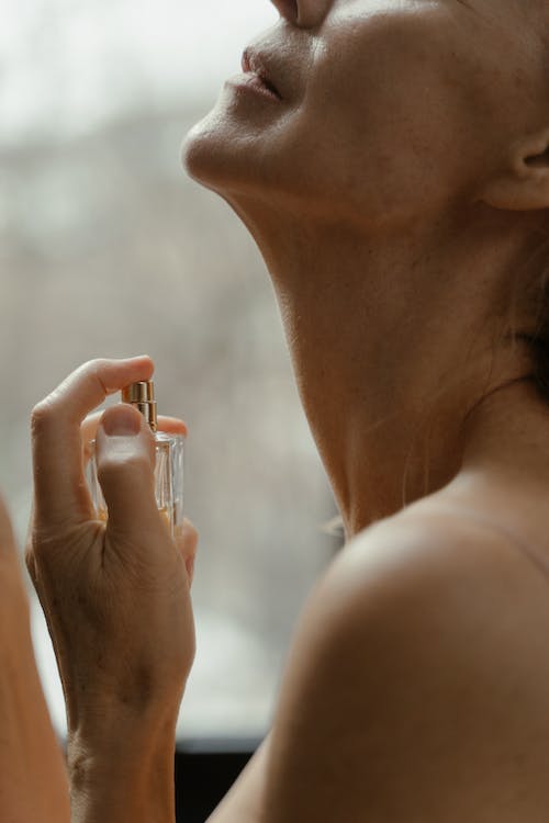 How Perfumes and Fragrances Can Fix/Change Modes
