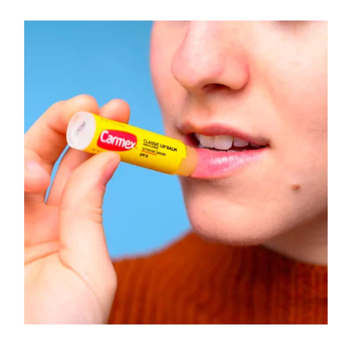 Carmex Moisturizing Lip Balm Strawberry 4.25g - مرطب الشفاه كارمكس بالفراولة 4.25 جم