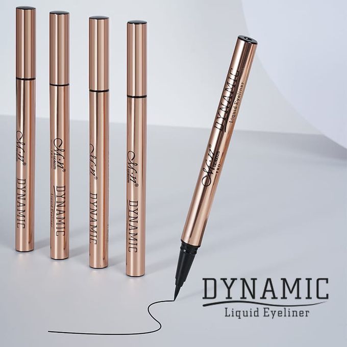 M.N  New Dynamic Liquid Eyeliner Black - E499
