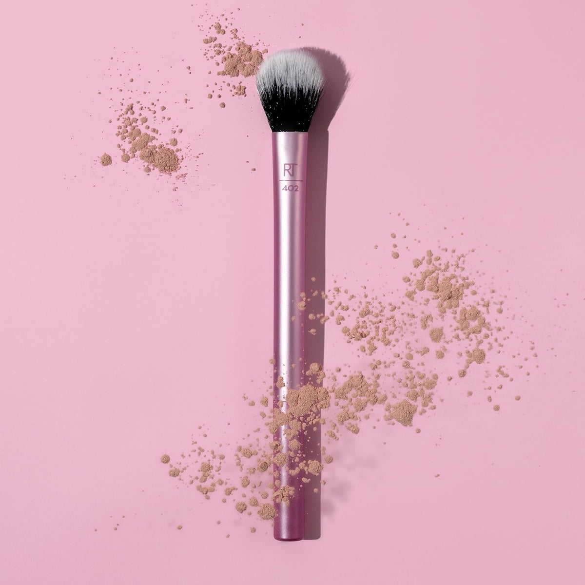 Real Techniques Makeup Setting Brush, 402 Brush, Sheer Coverage For Highlighter, RT 402