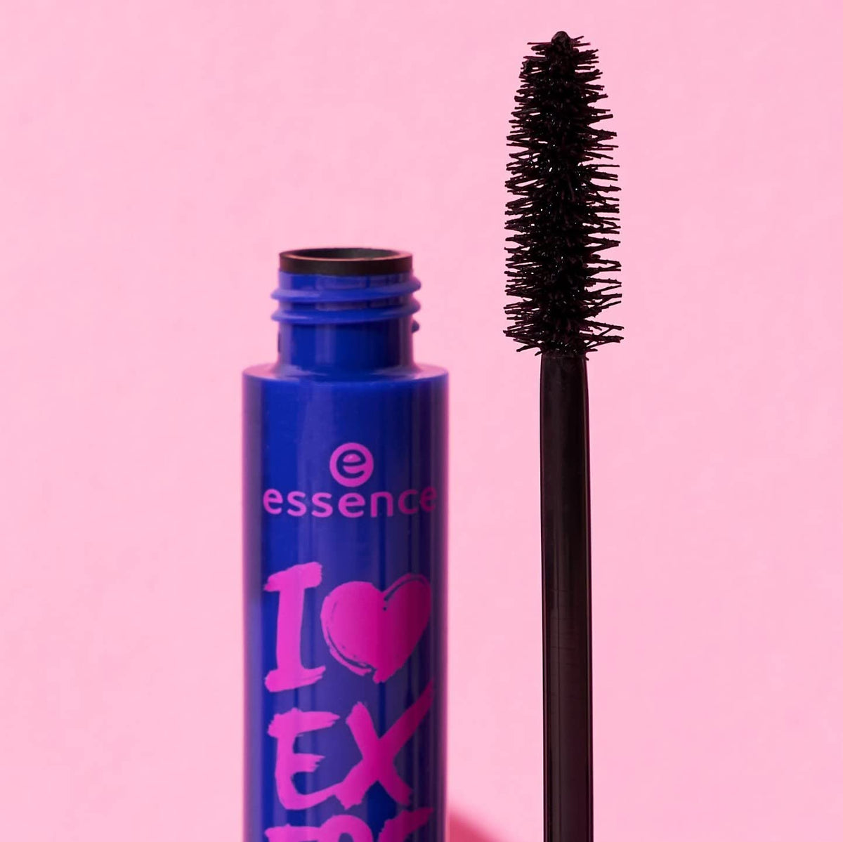 Essence I love Extreme Volume Mascara Waterproof - Black
